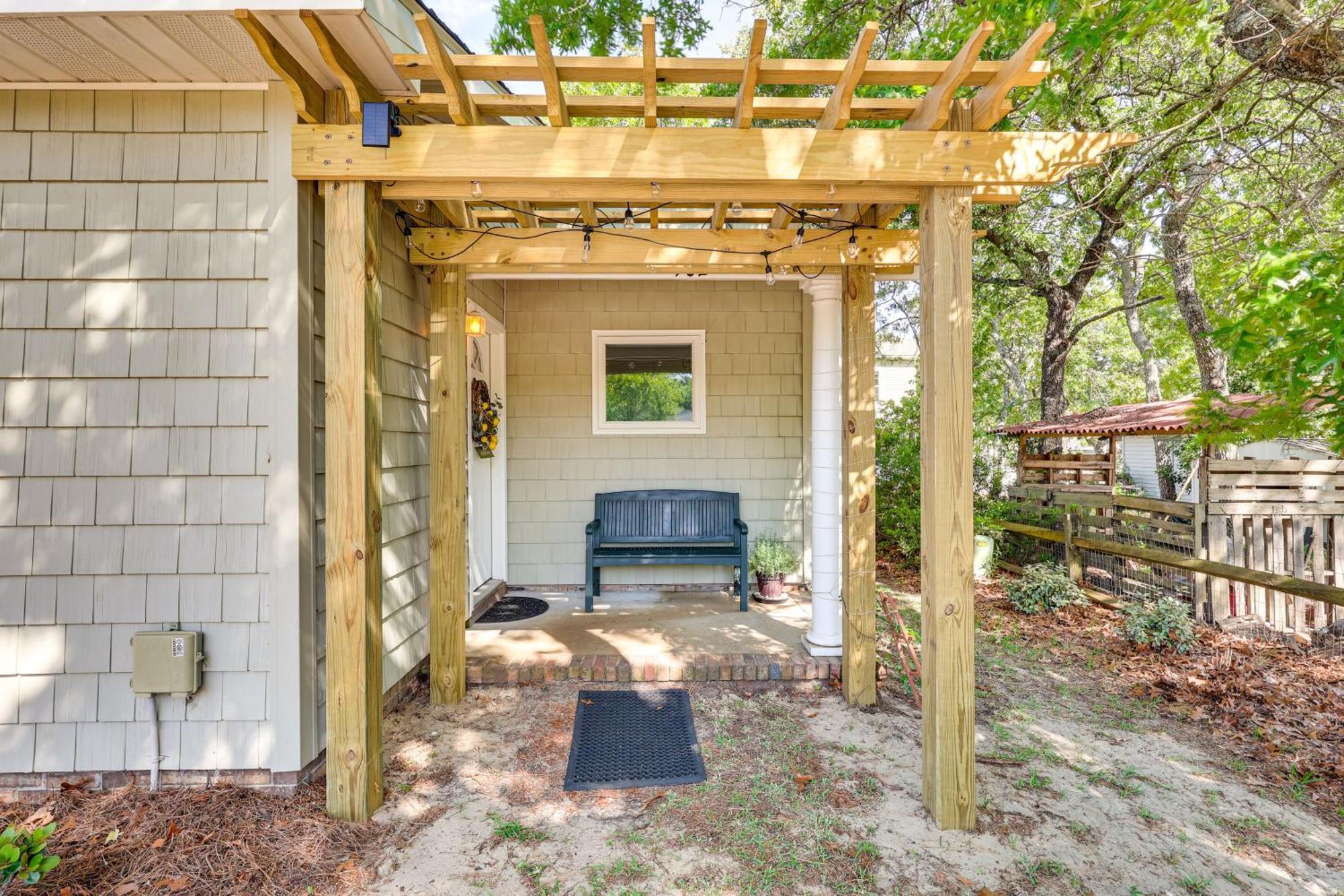 Oak Island Cottage Minutes To Long Beach! Buitenkant foto