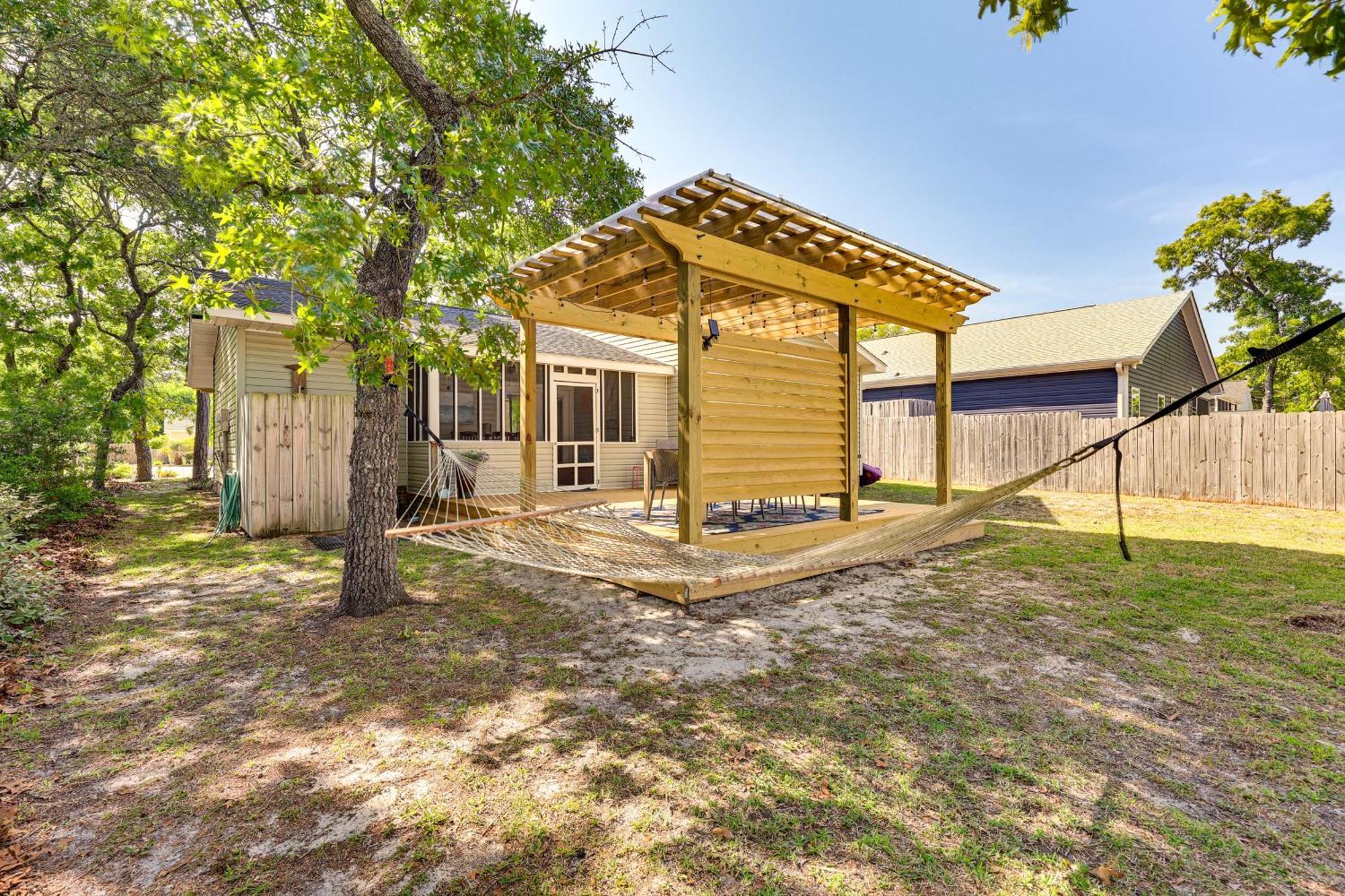 Oak Island Cottage Minutes To Long Beach! Buitenkant foto